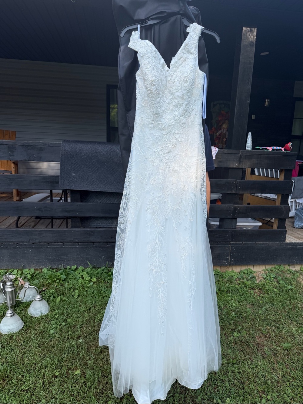 Lulu's Ivory Lace V-Neck off the shoulder Bridal Gown
